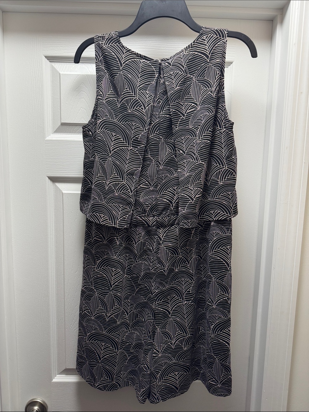 Halogen Sleeveless Romper with Pockets - Picture 3 of 4